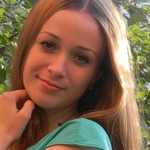 Елена, 26, Москва