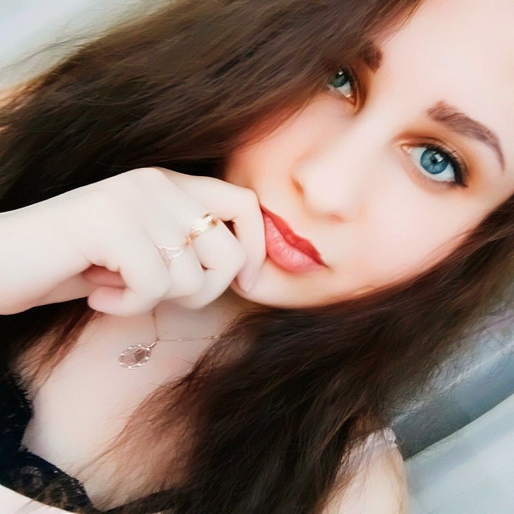 Фото девушек лениногорск. Девушки лениногорска. Девушки лениногорска. Девочки г. Орешина регина лениногорск.