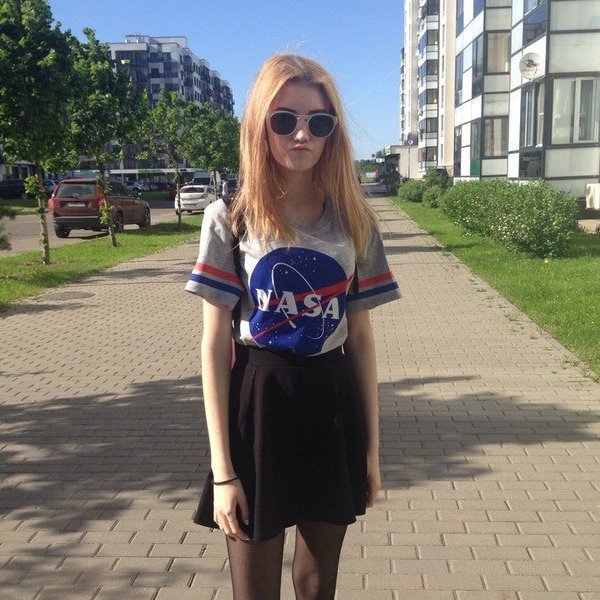 Маша и медведь раскраска отгадалка. Маша знакомится из пятигорск. Познакомьтесь маша. Книжку маша и медведь. Маша и медведь лето.