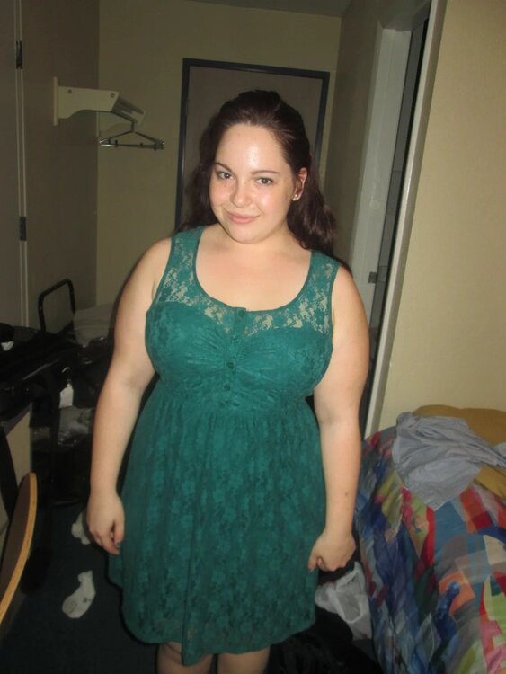 красивые толстушки. полные 20 30 лет. толстые девушки. вечерние платья плюс сайз 2022. Anna bernadina 2019.