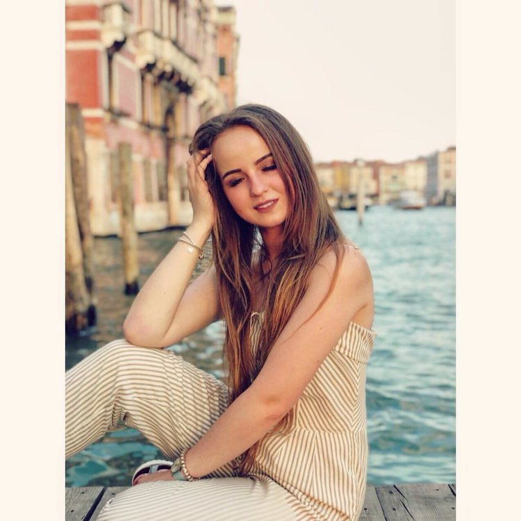 26 julia. 26 julia