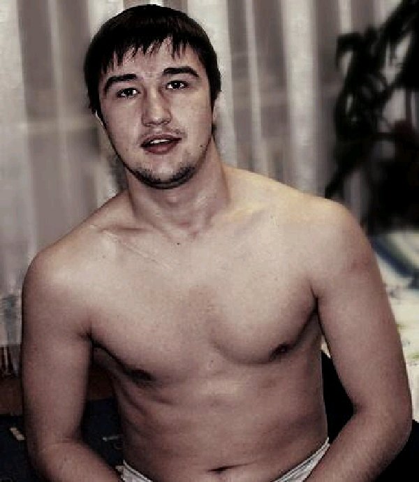 Вк киргиз. Анкылда кыргыз ВК. Кыргызский мужик есть тело мужика фотография телефон номер есть. Частные фото киргиза мужичну на белом фоне.