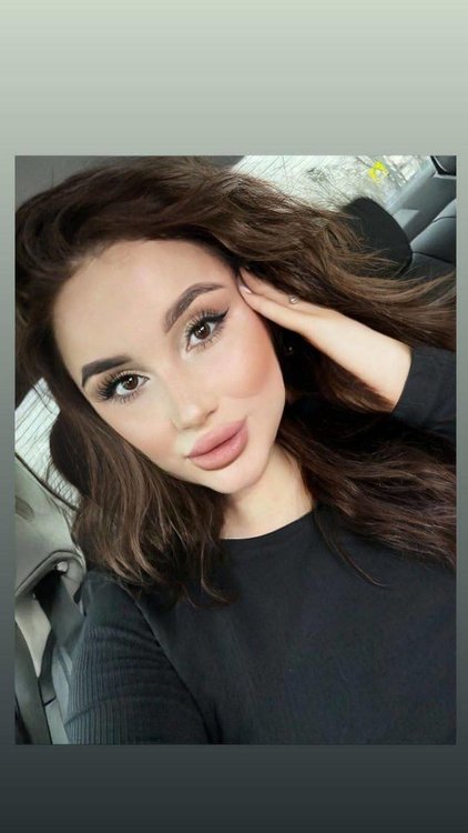 Nicole s side