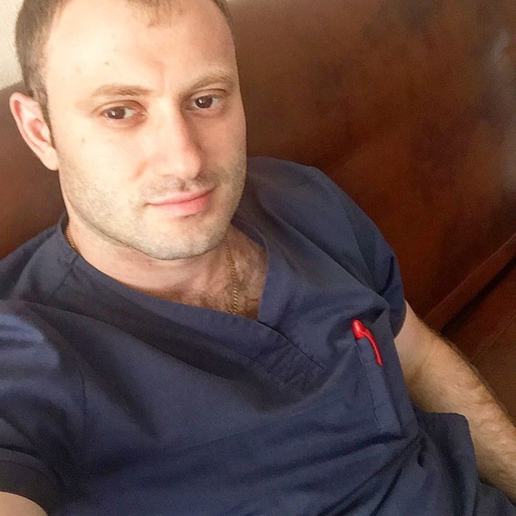 Гарен гуликян красноярск. Гуликян гарен нораирович. Гарен гуликян красноярск. Лев гуликян. Гуликян зорик робертович.