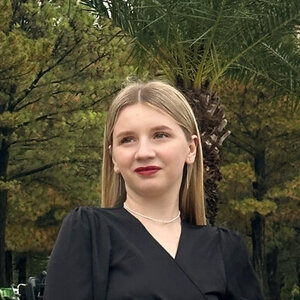 Настя