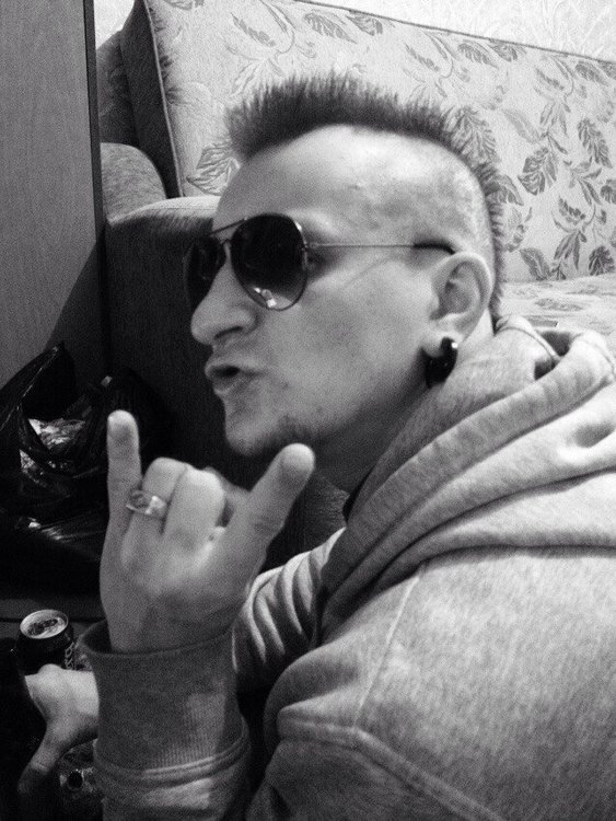 Alex 80. Alex 80. Николас веддер персонаж. Alex 80. Умывальник andrea alex 800.