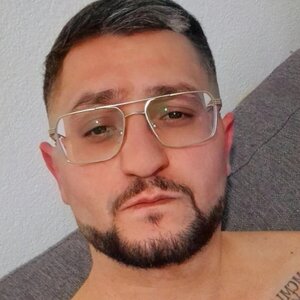 Hussy